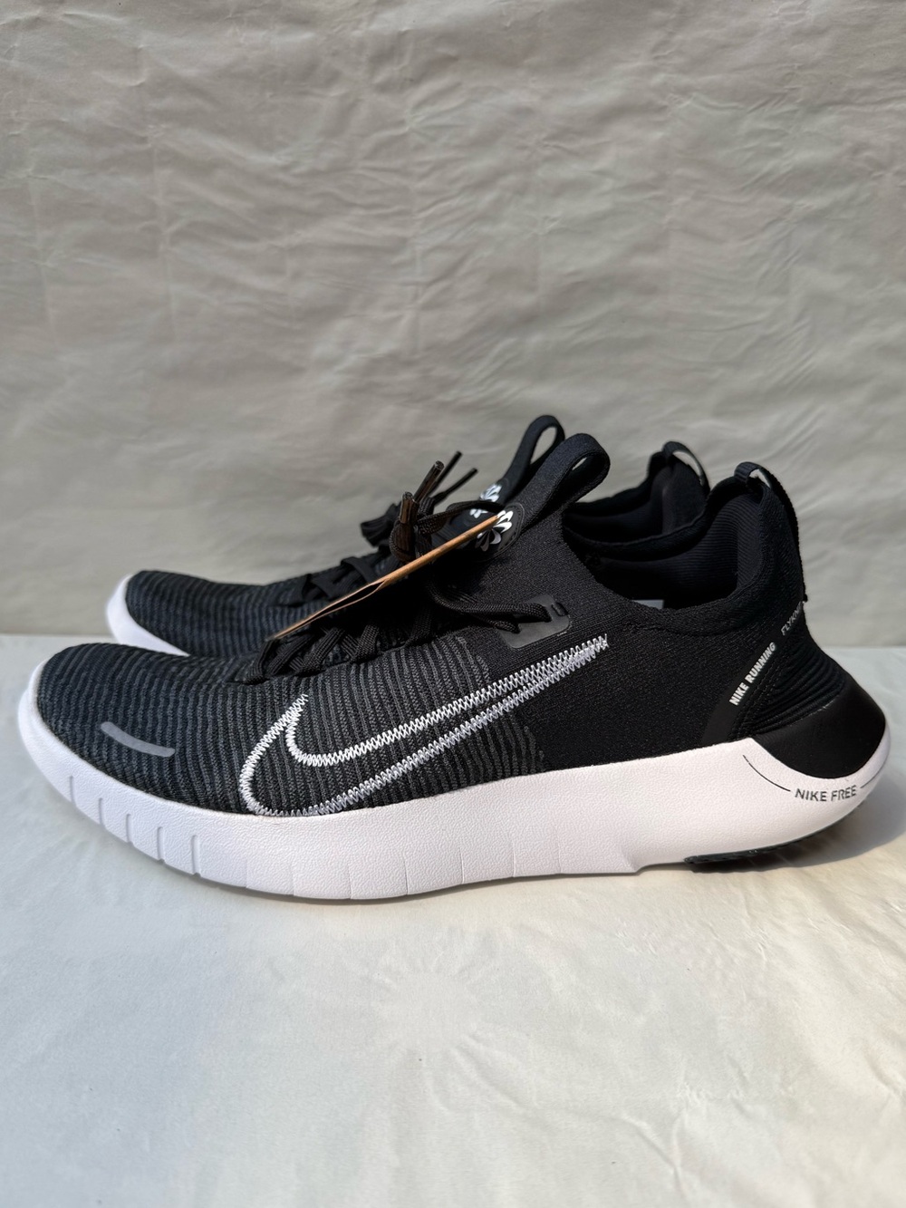 Nike- Free RN NN - Men’s Running Shoes - Size 10 - Black & White - New W/Tags